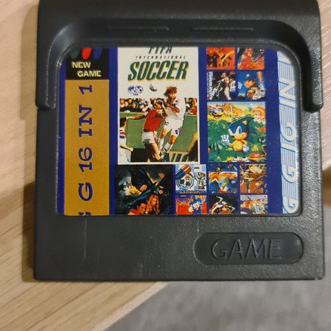 Sega game gear 16 in 1 spill