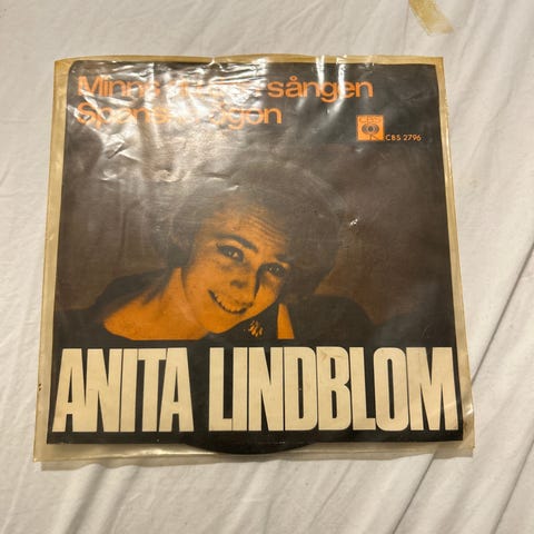 Annonsebilde