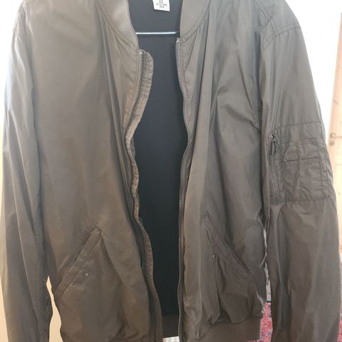 Pent brukt Bomber Jacket (M)