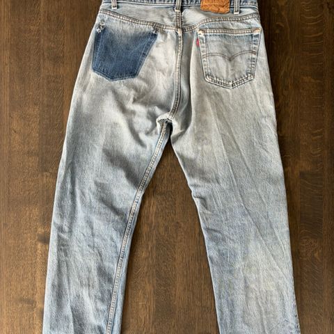 Vintage Levi’s Jeans (33) Made in USA