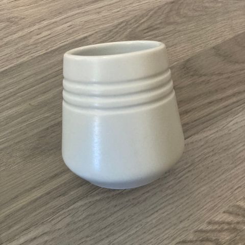 Lines vase 8 cm