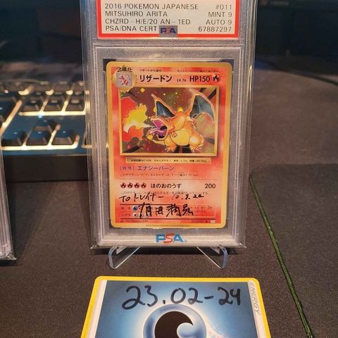 Mitsuhiro Arita Signed Pokemon Charizard Japanese H/E/20 An-1ED PSA 9PSA9 AUTO