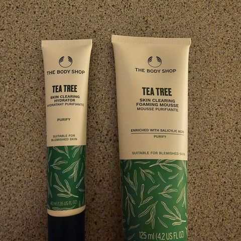 BODY SHOP Tea Tree Ansiktsrens og ansiktskrem