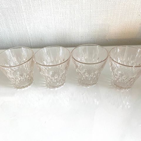 4 vintage vannglass