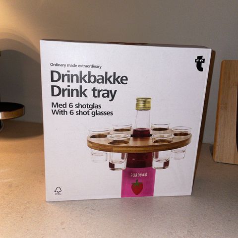 Drinkbakke med Shotglass UBRUKT SENDEKLAR