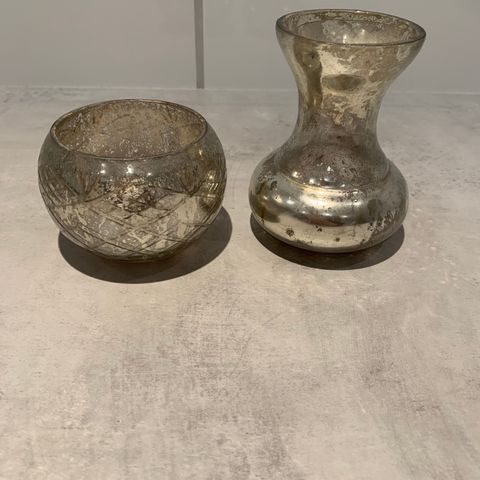 Vase og lysholder - Fattigmannssølv