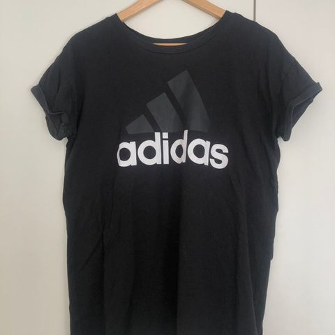 adidas tskjorte