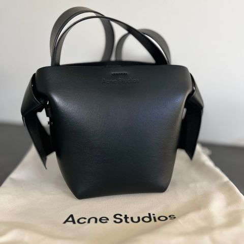 Acne  Studios Musubi small / mini