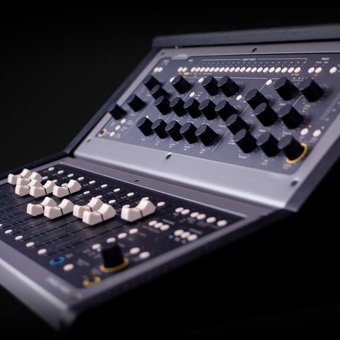 Softube Console 1 MKII + Softube Console Fader Control Surface