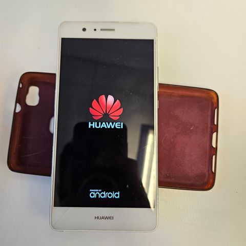 Huawei P9 Lite 3GB (RAM) +16GB (ROM)