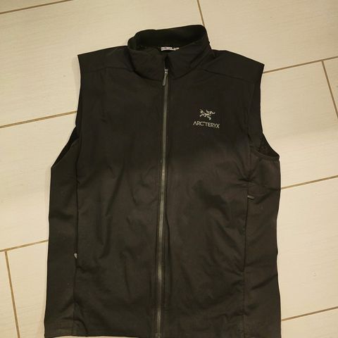 Arcteryx atom lt str L