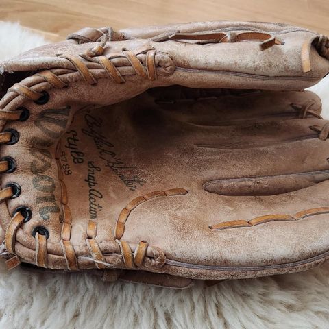 Gammel Wilson Dual Hinge baseballhanske