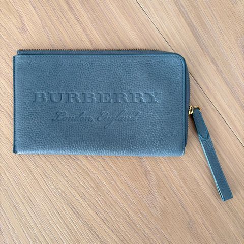 Burberry lommebok (reiselommebok)