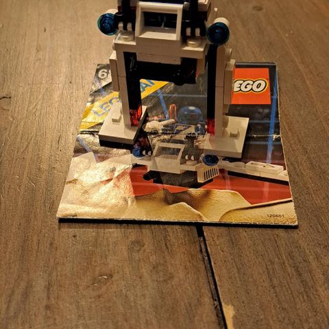 Lego space 6828