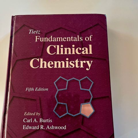 Tietz/ Fundamentals of Clinical Chemistry til salg 500kr
