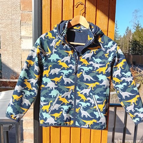 Softshell jakke str 140