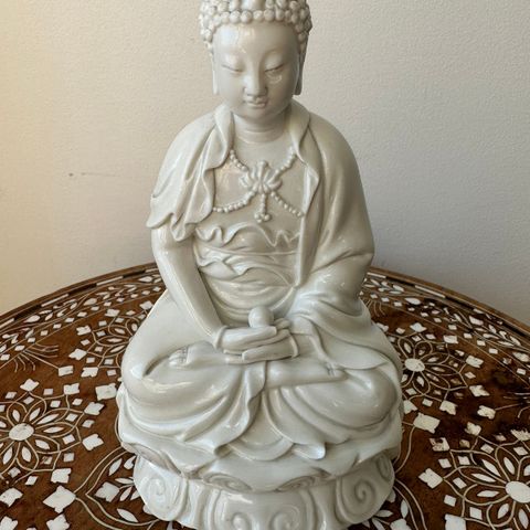 Buddha porselen figur