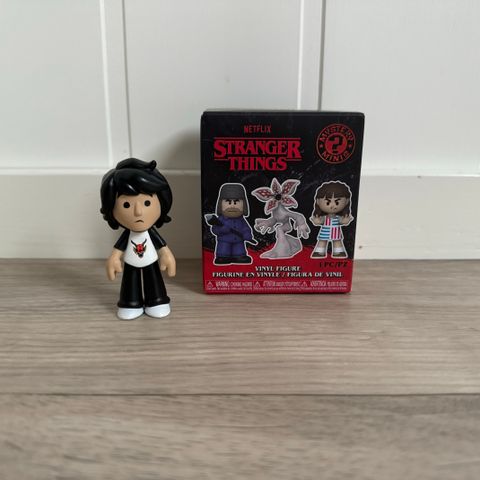 Funko Pop! Stranger Things Mystery Mini: Mike