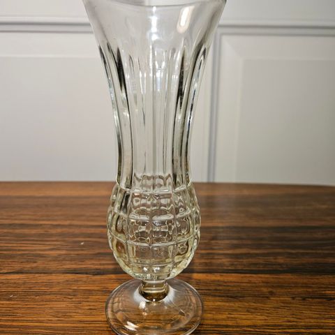 Vintage murano vase