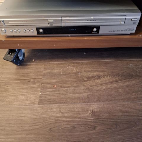 LG DVD/VHS spiller