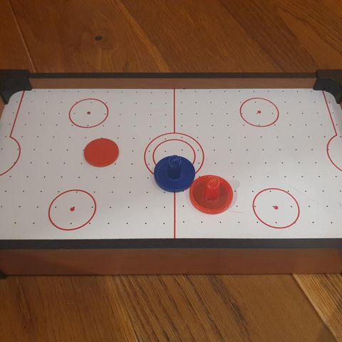 Airhockey bordspill