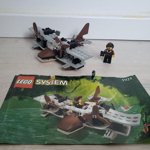 Lego 5925 Pontoon Plane fra Lego Adventurers Jungle serien