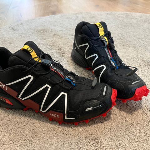 Salomon spike cross 3 str 44