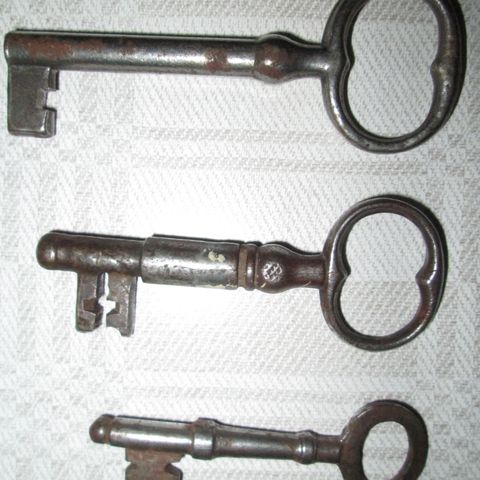 3 gamle nøkler