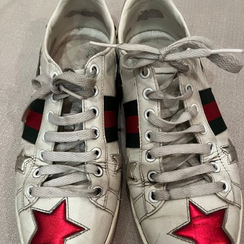 Gucci Ace star sneakers str 39 vurderes solgt