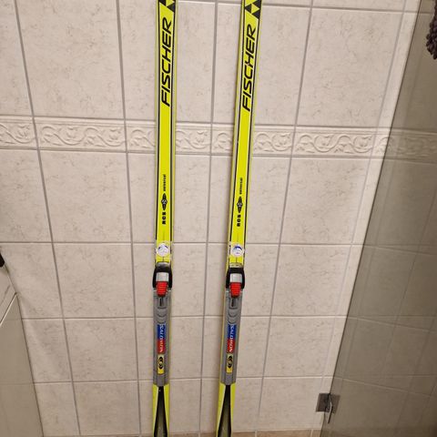 172 cm Fischer langrennski med SNS binding