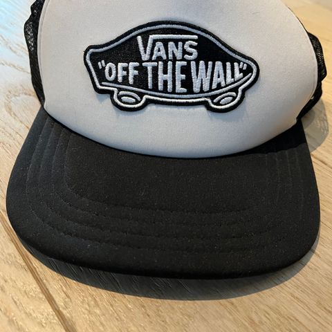 Caps fra Vans selges