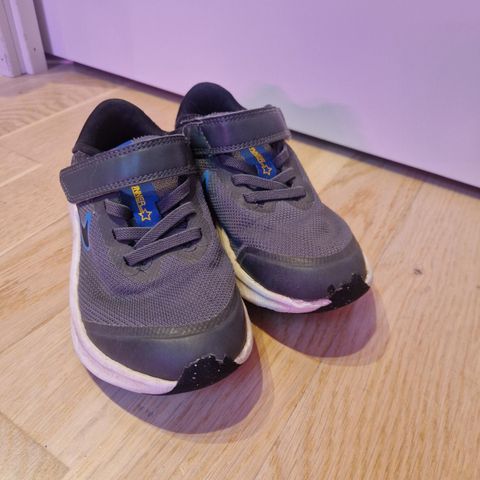 Nike joggesko str 27,5