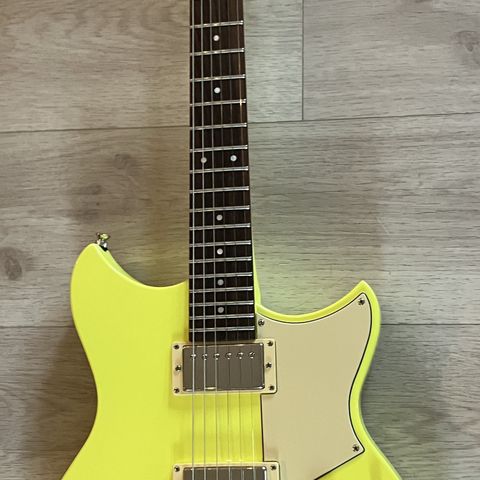 Yamaha Revstar Element RSE20 Neon Yellow