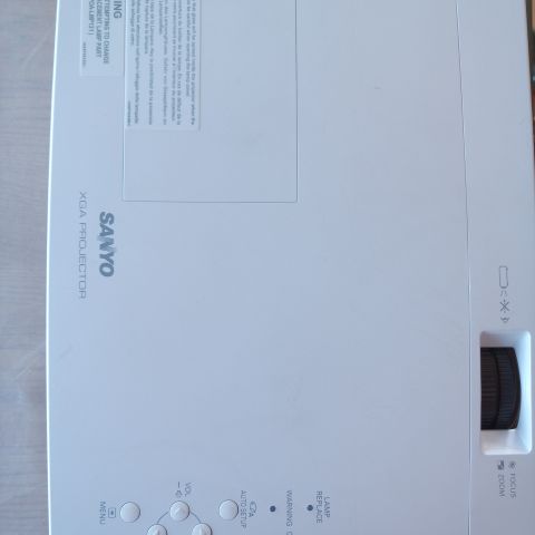 Sanyo PLC-XU300 Projector