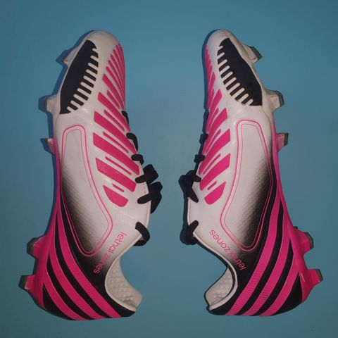 Limited Edition Adidas Predator Edge LZ, str 39,1/3