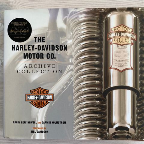 To flotte Harley-Davidson bøker