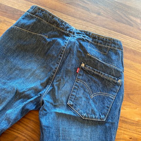 levis retro 90 tallet?