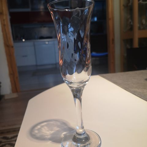 Champagne glass