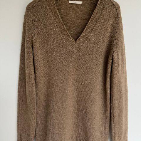 Celine genser str. S-M // 100 % cashmere.