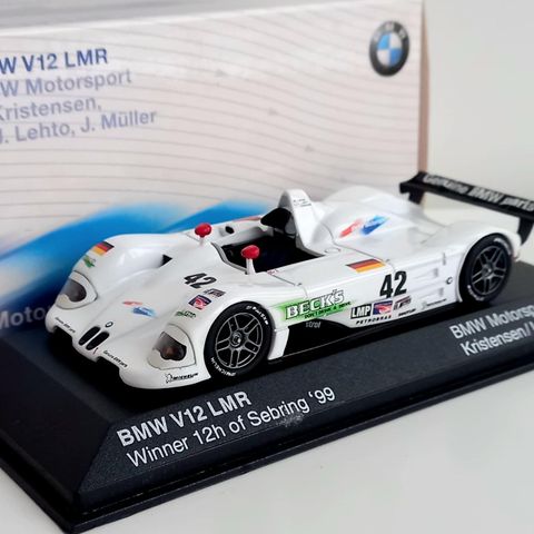 1:43 Minichamps BMW V12 LMR
