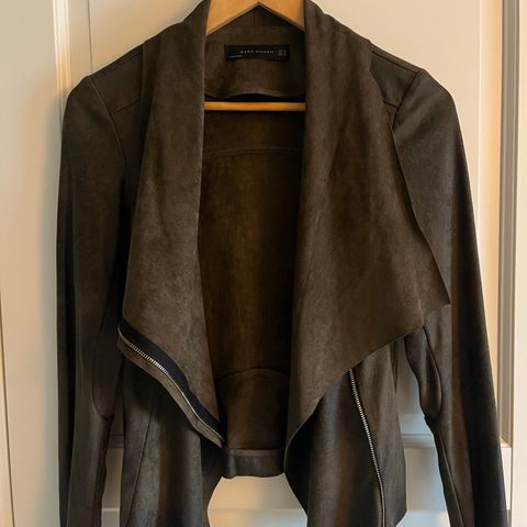 Zara jakke / blazer str. xs, imitert skinn