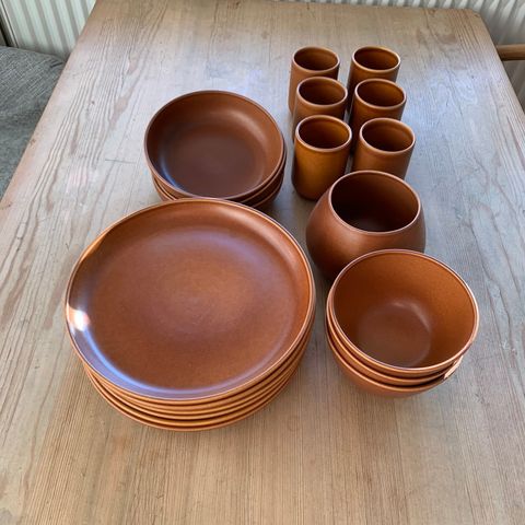 Dansk rustfarget keramikk