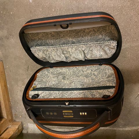 Ubrukt Kosmetikkveske  fra Samsonite