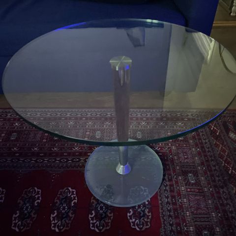 Rundt glass bord/ sofabord
