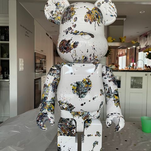 Bearbrick figur 1000% ( Reservert)