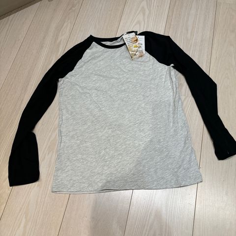 Ny longsleeved genser str 158/164,  40kr