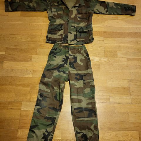 Kul Uniform Til Barn - Strl. 10 År (M-140)