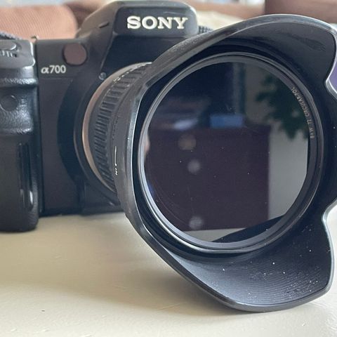 Sony A700, Sigma DC 18-50mm 1:2.8 EX macro og uv filter