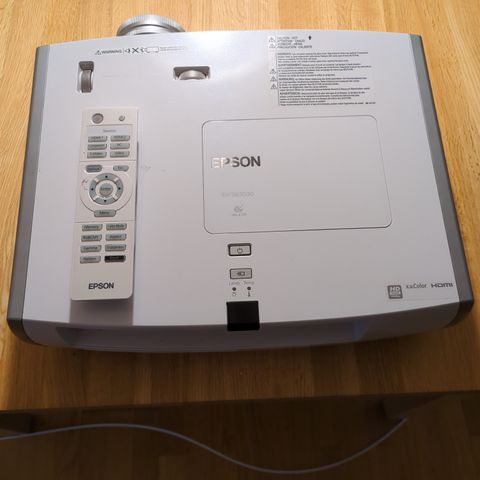 Epson EH-TW3500 projektor