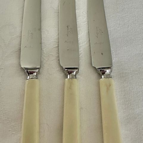3 stk. vintage Øyo Geilo-Norge kniver selges